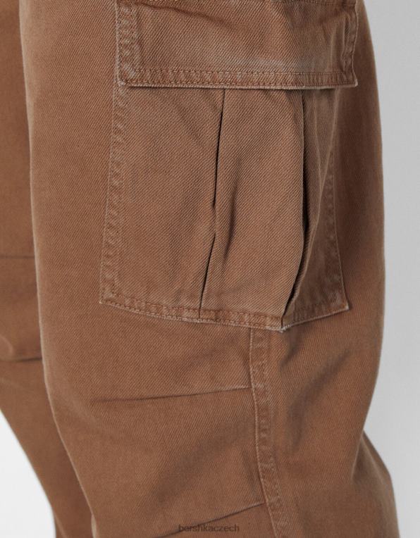 ženy Bershka nákladní padákové džíny P88441388 oblečení hnědý