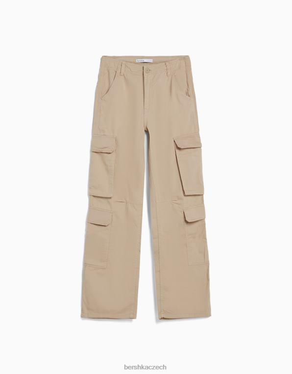ženy Bershka nastavitelné vícekapsové keprové cargo kalhoty P88441289 oblečení velbloud