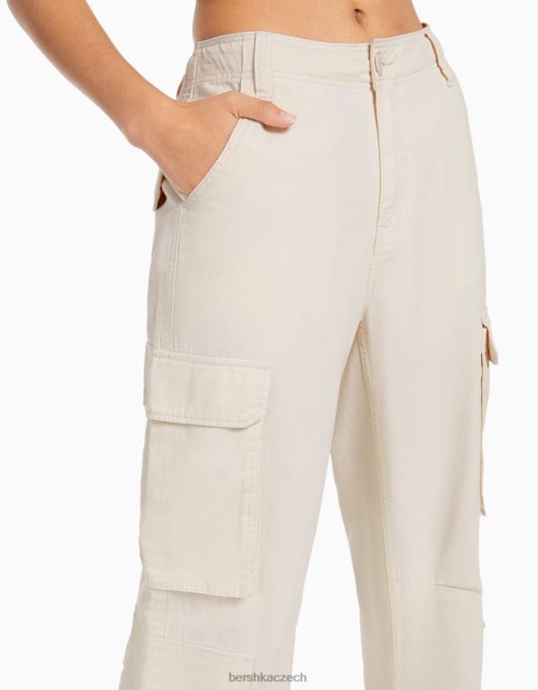 ženy Bershka nastavitelné vícekapsové keprové cargo kalhoty P88441299 oblečení krém