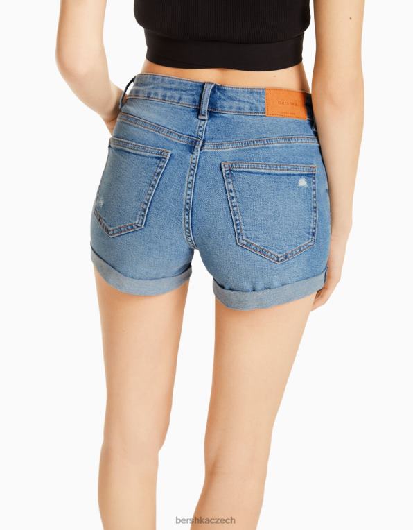 ženy Bershka rolovací džínové šortky P88441724 oblečení světle modrá