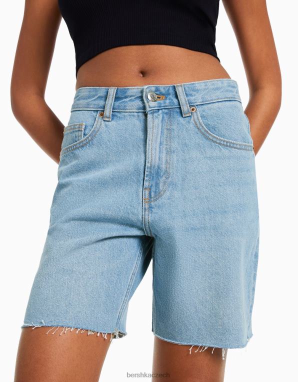 ženy Bershka vintage džínové bermudy P88441705 oblečení světle modrá