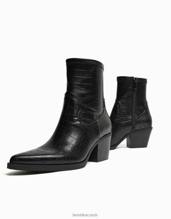 ženy Bershka kovbojské boty s reliéfním zvířecím potiskem P88442302 obuv Černá