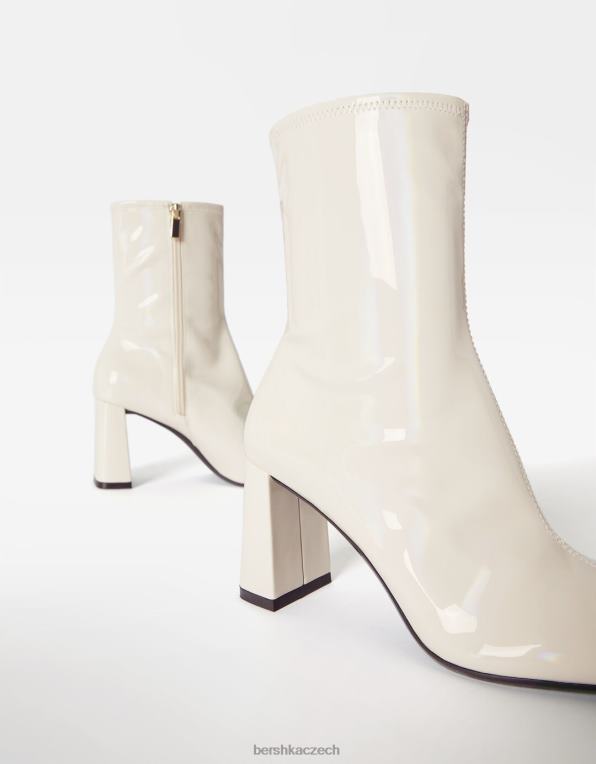 ženy Bershka patentované kotníkové boty na vysokém podpatku P88442320 obuv ecru