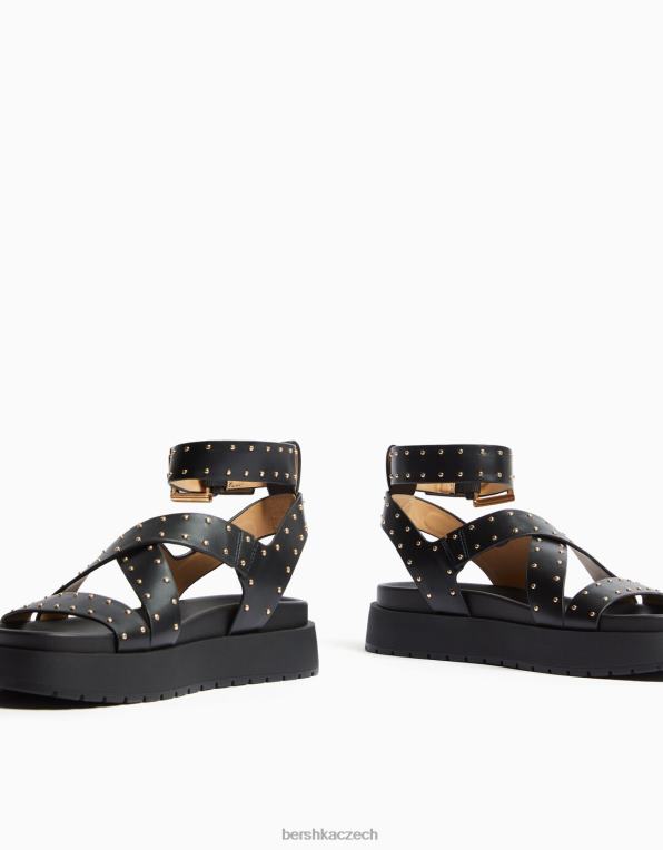 ženy Bershka sandály na ploché platformě s cvočky P88441896 obuv Černá