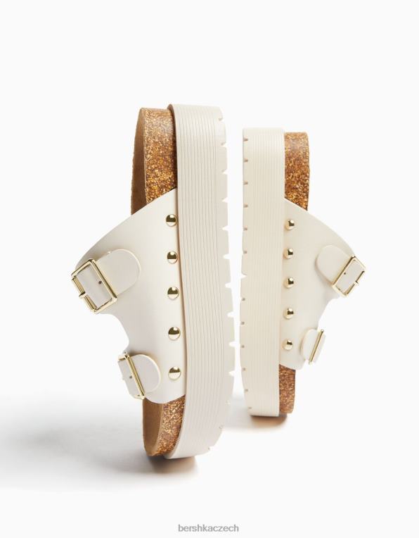 ženy Bershka sandály na ploché platformě s přezkami P88442015 obuv ecru