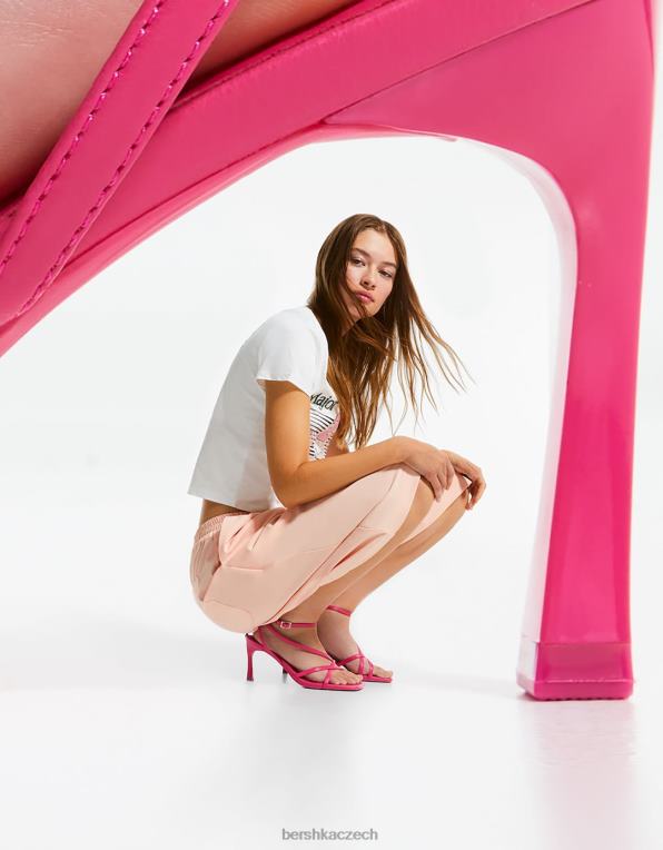 ženy Bershka páskové sandály na vysokém podpatku s páskem kolem kotníku P88442179 obuv fuchsie