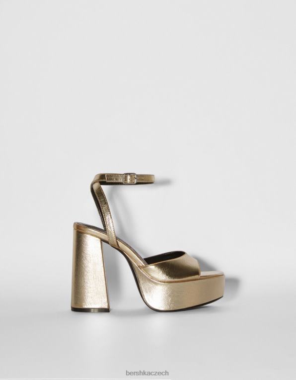 ženy Bershka sandály na kovové platformě na podpatku P88442174 obuv zlato