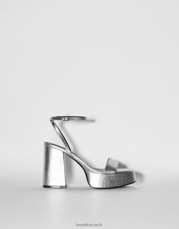 ženy Bershka sandály na kovové platformě na podpatku P88442183 obuv stříbrný