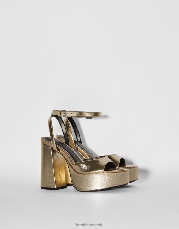 ženy Bershka sandály na kovové platformě na podpatku P88442184 obuv zlato