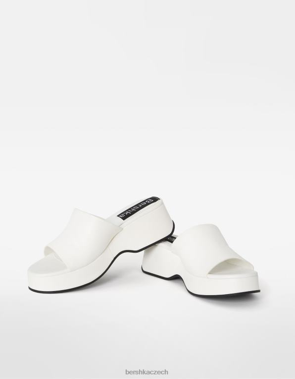 ženy Bershka sandály na platformě P88442188 obuv bílý