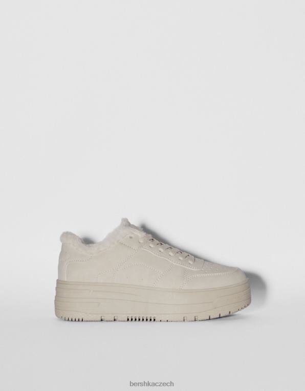 ženy Bershka tenisky na platformě s detaily z umělé kožešiny P88442121 obuv ecru