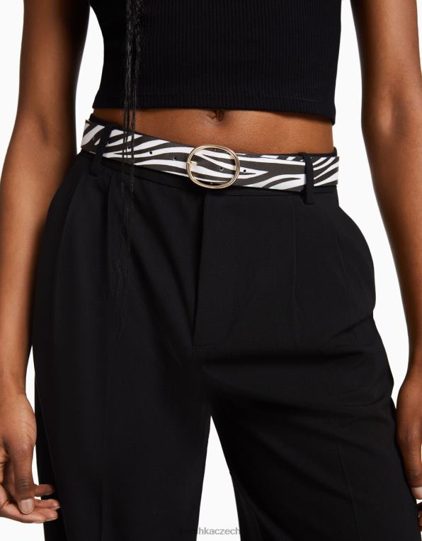 ženy Bershka pásek s potiskem zebry P88442542 Příslušenství bílý černý