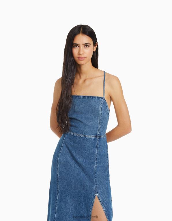 ženy Bershka dlouhé džínové šaty s otevřenými zády P88441940 oblečení světle modrá