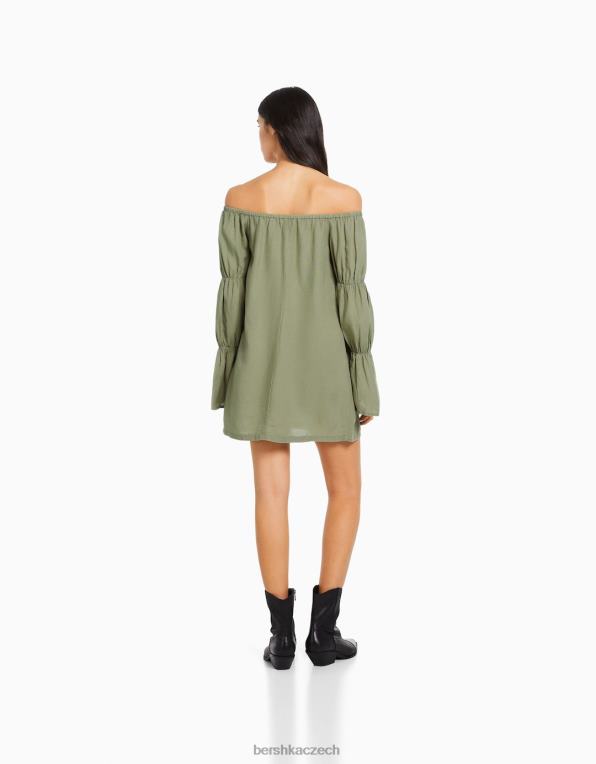 ženy Bershka lněné minišaty s dlouhým rukávem a nařasením P8844264 oblečení khaki
