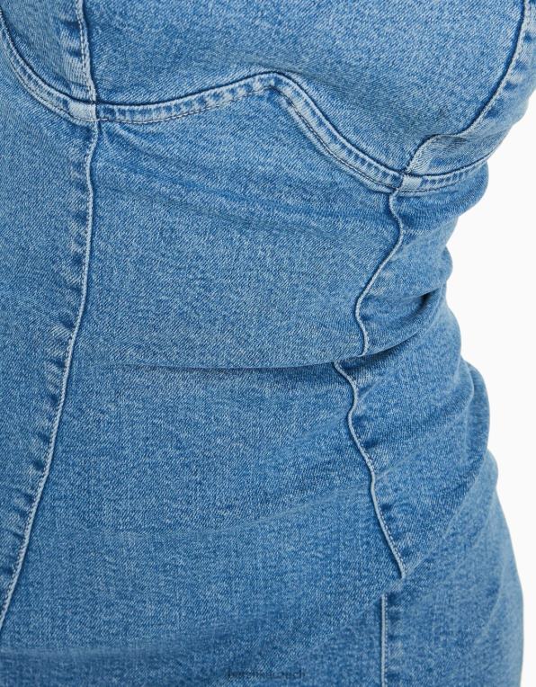 ženy Bershka relax fit džínové minišaty na rameno P884483 oblečení světle modrá