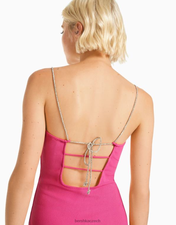ženy Bershka štrasové minišaty na ramínka s žebrovým šněrováním P8844134 oblečení růžový