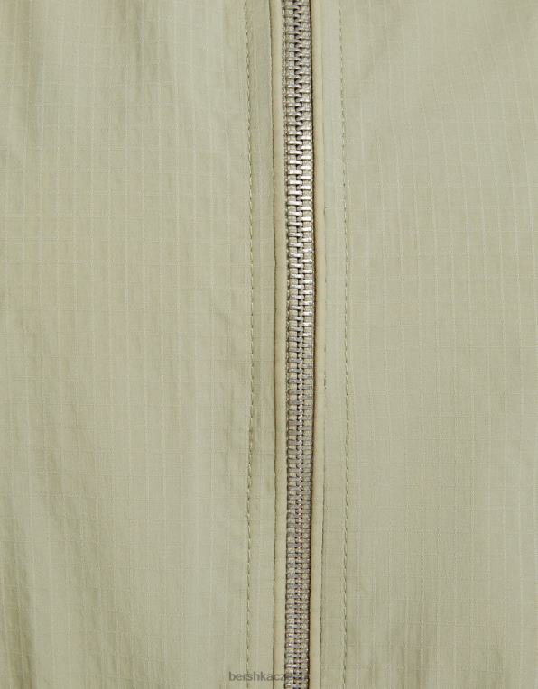 ženy Bershka zkrácená nylonová bunda s ripstop texturou P88441105 oblečení khaki