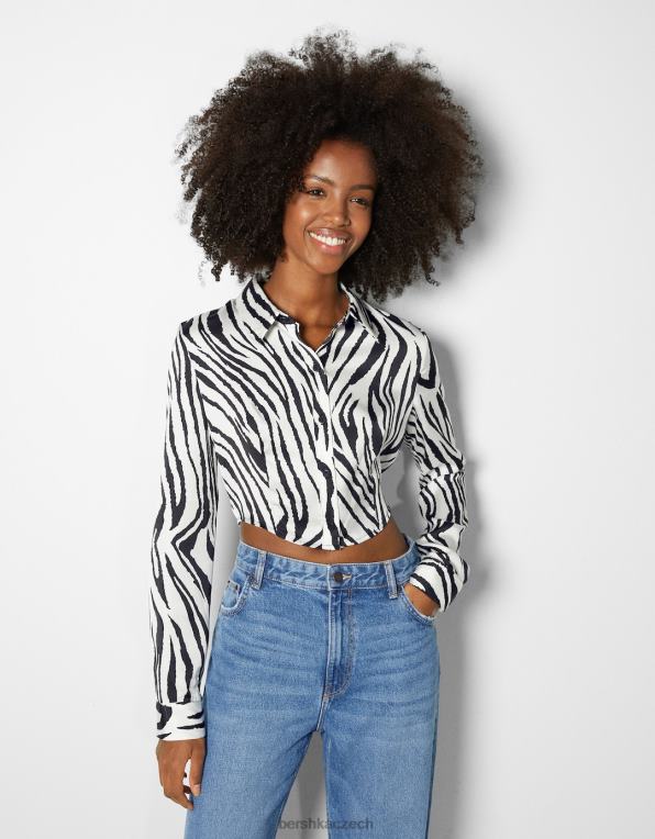 ženy Bershka vypasovaná saténová košile s dlouhým rukávem P8844925 oblečení bílý černý