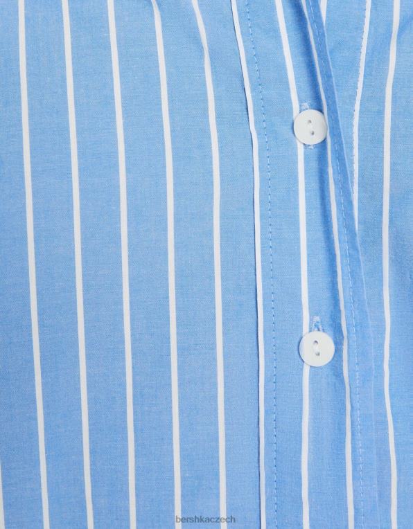 ženy Bershka zkrácená popelínová košile s dlouhým rukávem P8844931 oblečení světle modrá