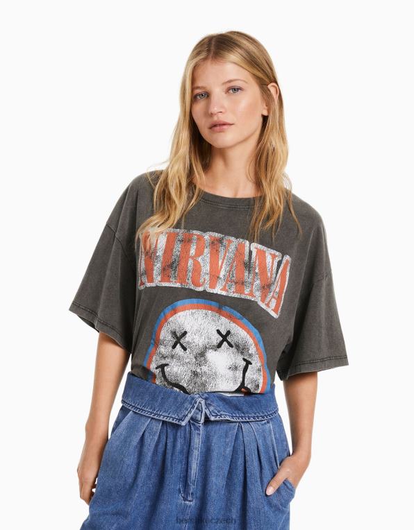 ženy Bershka Tričko s krátkým rukávem s potiskem nirvana P8844556 oblečení Šedá