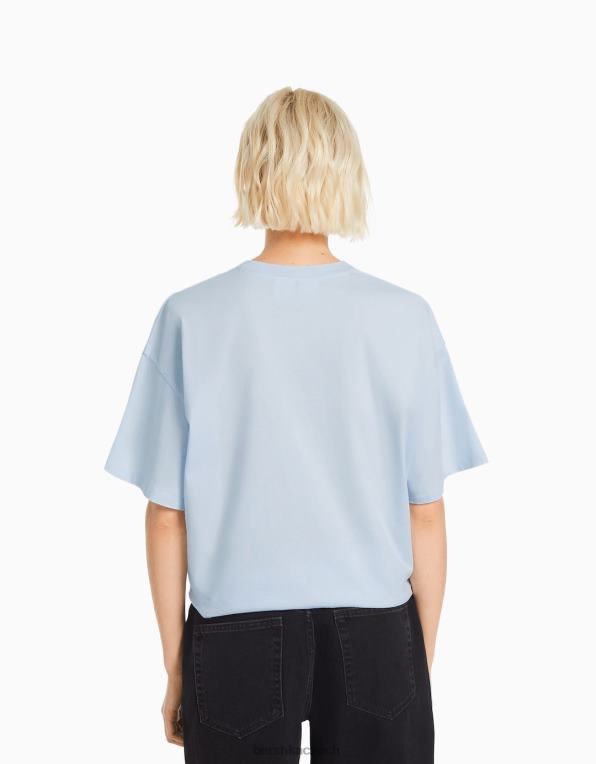 ženy Bershka tupac tričko s krátkým rukávem P8844340 oblečení světle modrá