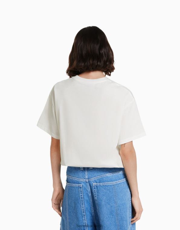 ženy Bershka tupacové tričko s krátkým rukávem pravidelného střihu P8844339 oblečení špinavě bílé